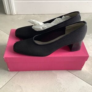 Black shoes